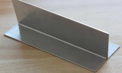 冷焊機焊接時焊點發(fā)黑發(fā)黃是什么原因？